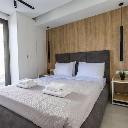 Vári Varkiza Luxury Suites By Raise מראה חיצוני תמונה