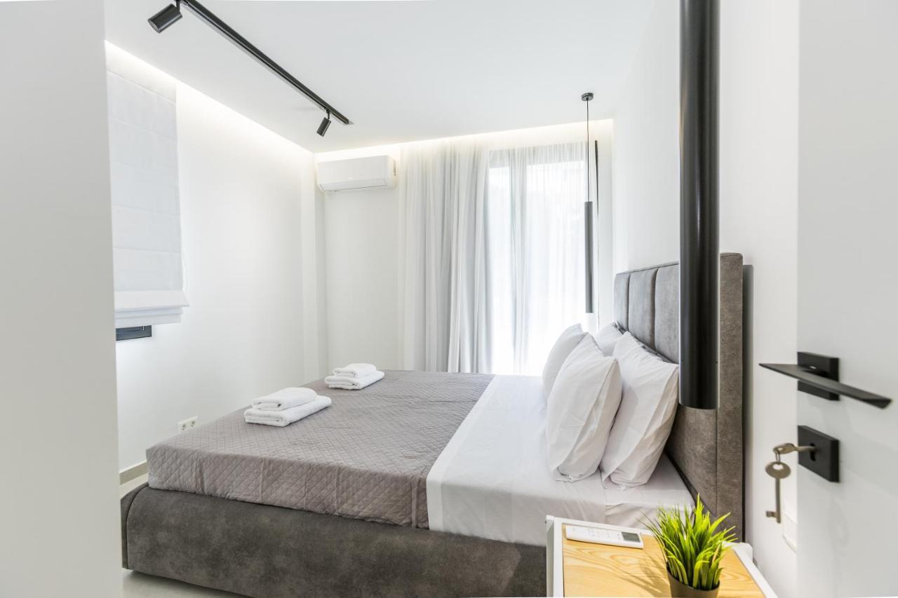 Vári Varkiza Luxury Suites By Raise מראה חיצוני תמונה