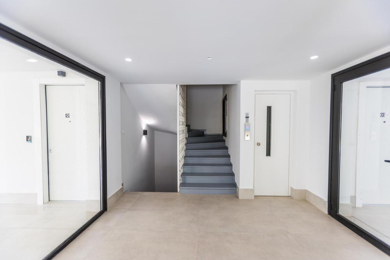 Vári Varkiza Luxury Suites By Raise מראה חיצוני תמונה