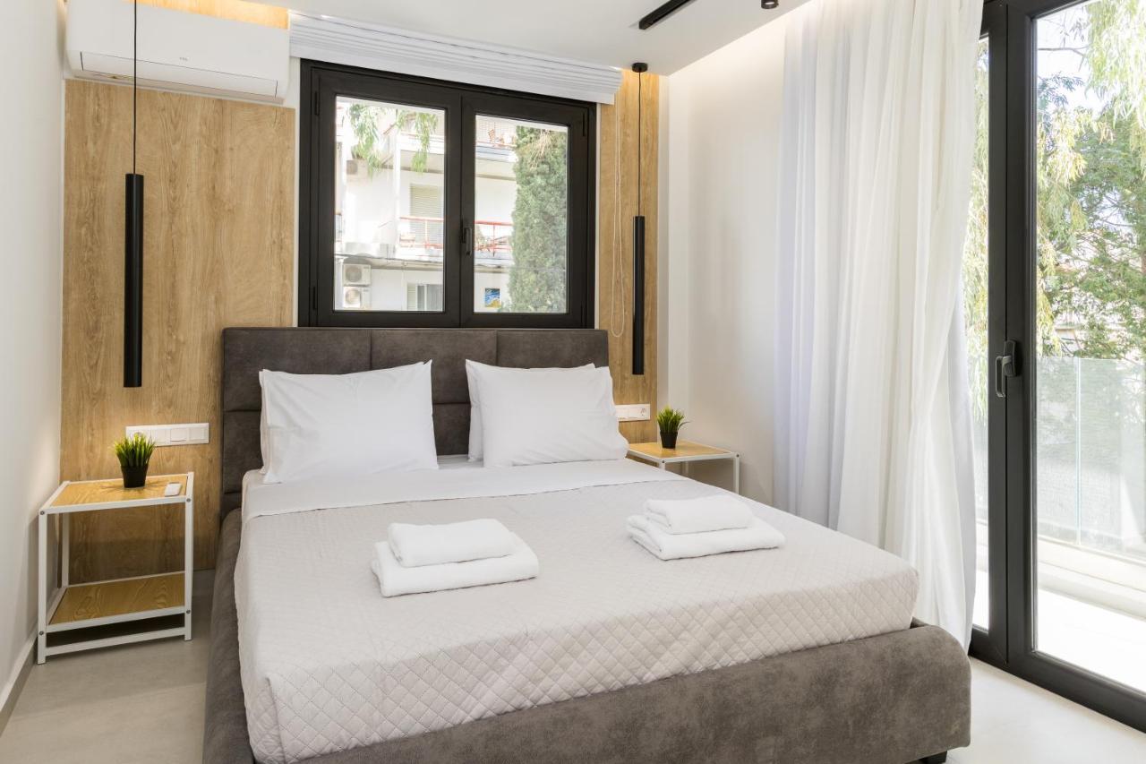 Vári Varkiza Luxury Suites By Raise מראה חיצוני תמונה