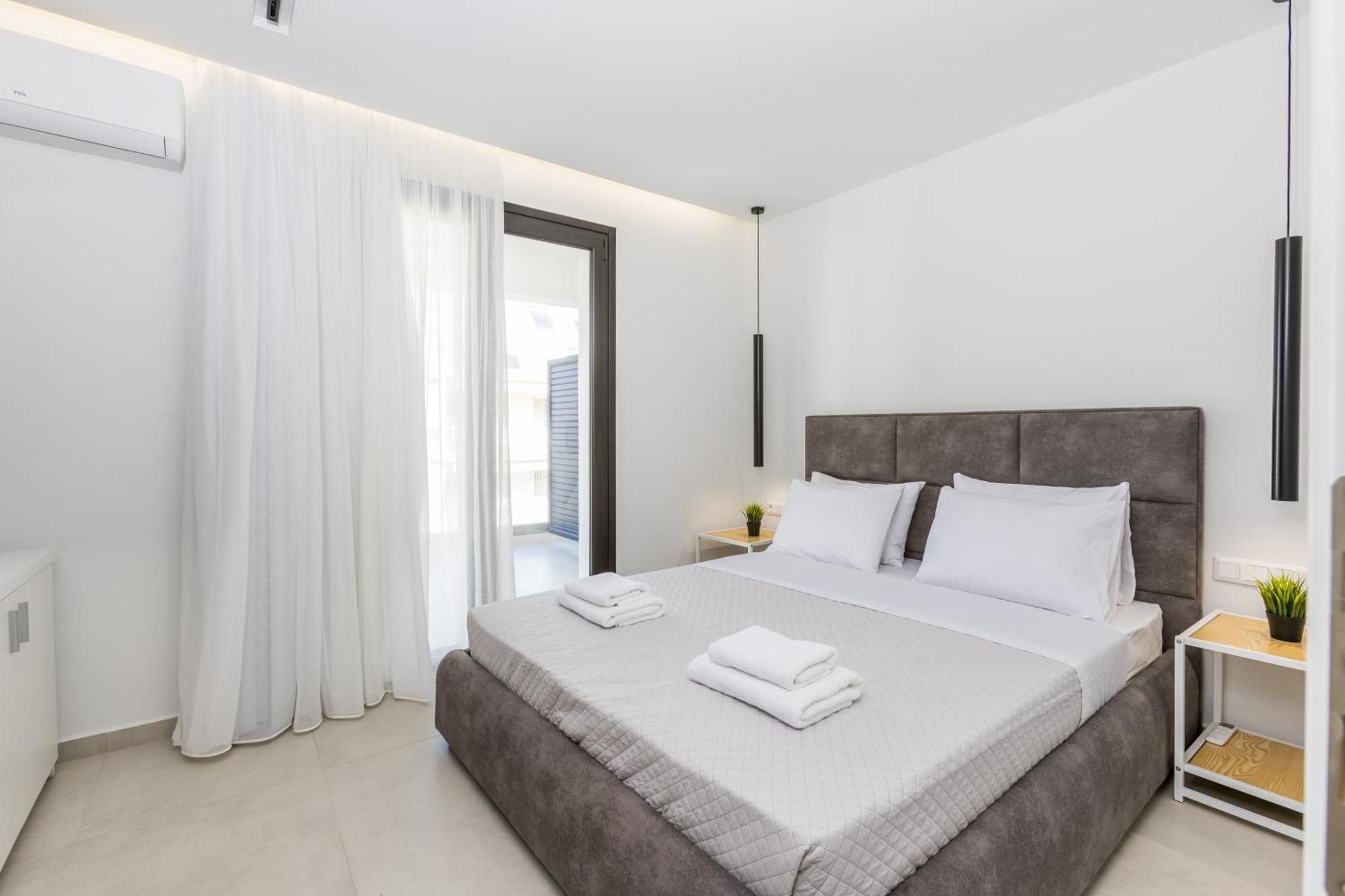 Vári Varkiza Luxury Suites By Raise מראה חיצוני תמונה