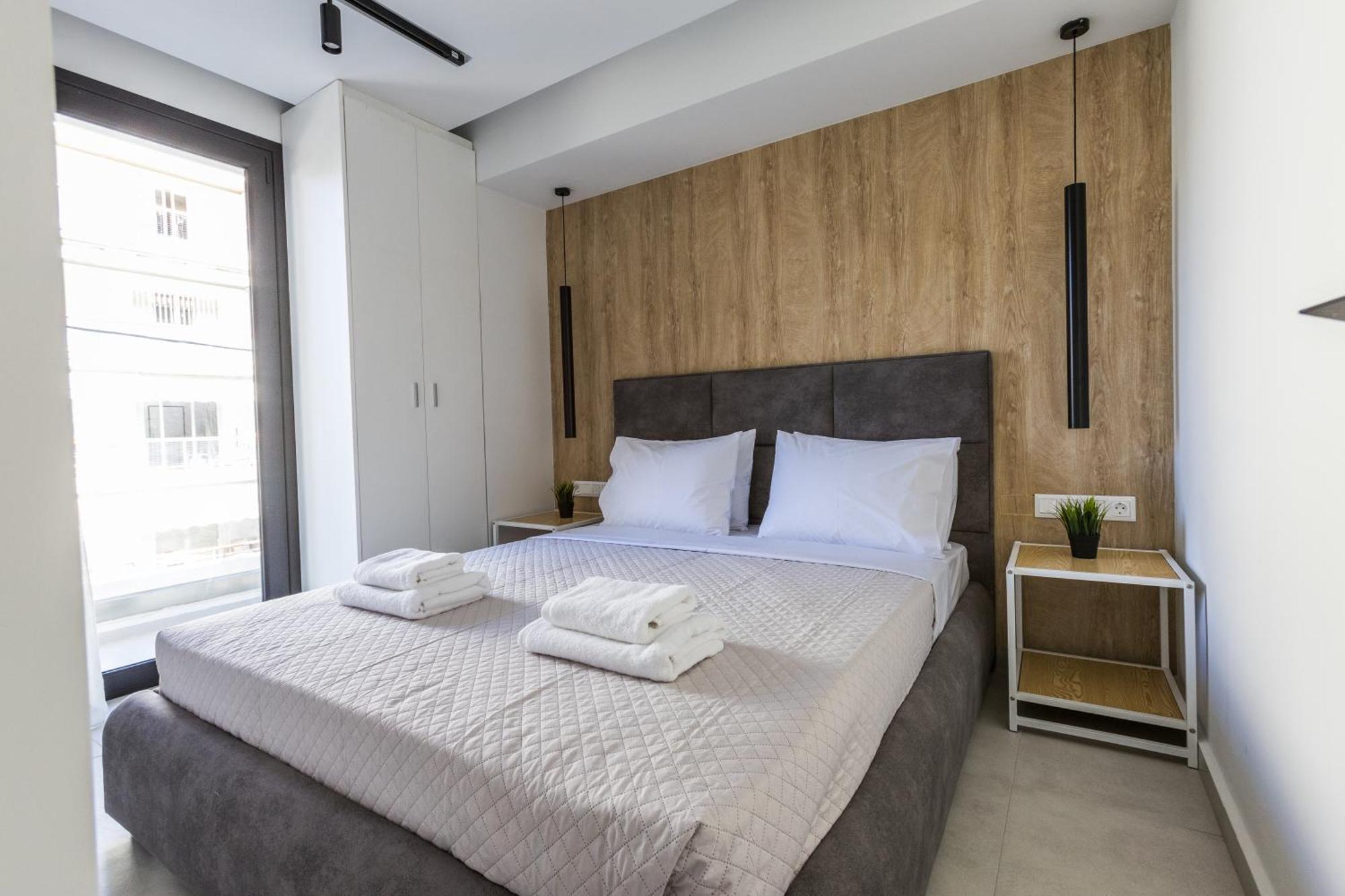 Vári Varkiza Luxury Suites By Raise מראה חיצוני תמונה